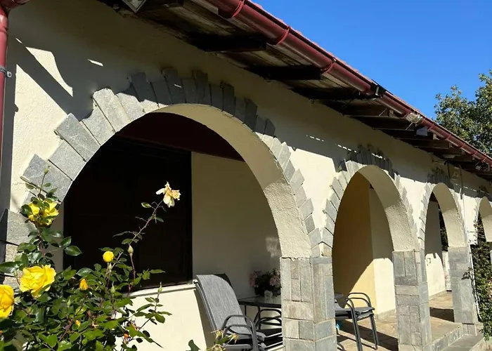 Mountain View * Vavdhos